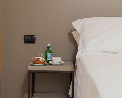 Camera della locanda con design minimalista